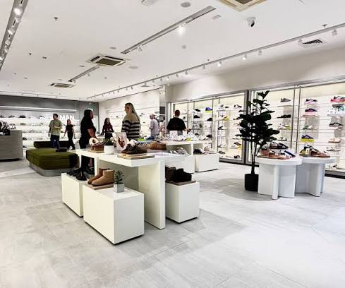 quality footwear shop in Kolkata